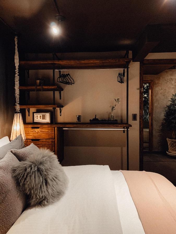 Standard Room,1082745394:JPEG