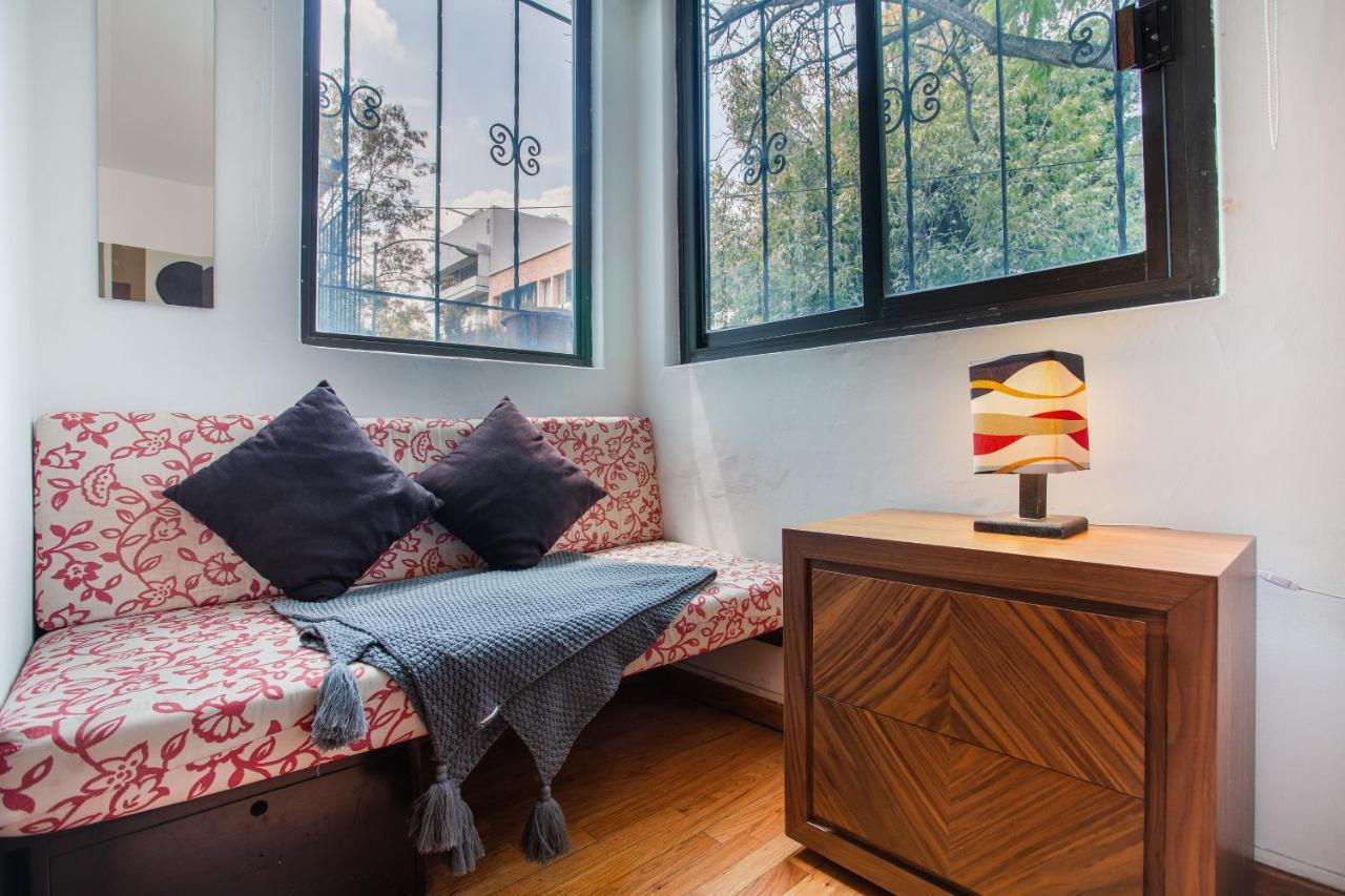 Double Room Private External Bathroom