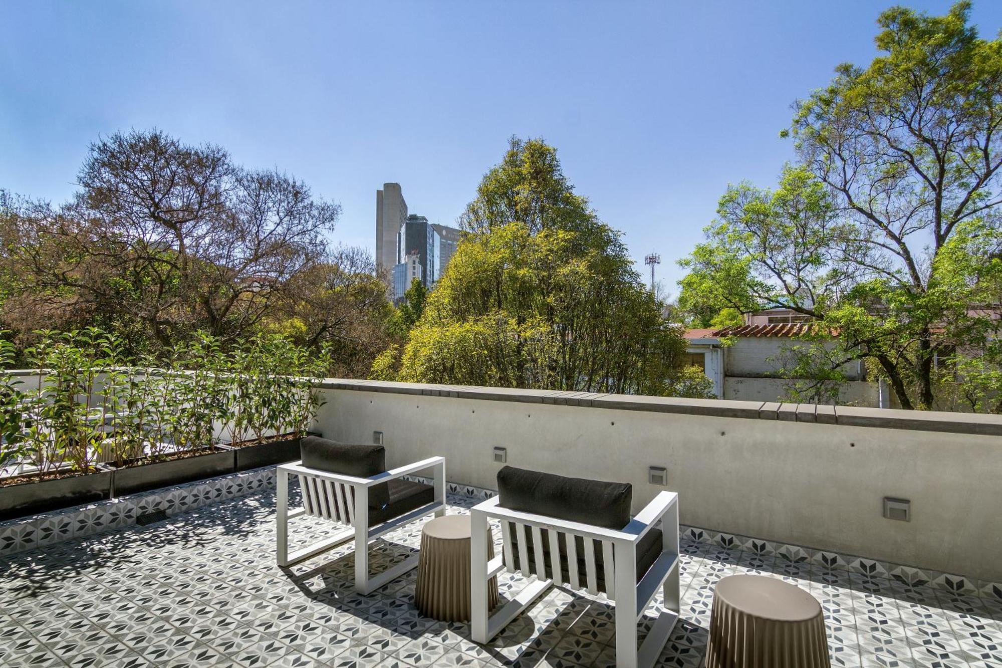 Suite Terrace,1233709724:JPEG