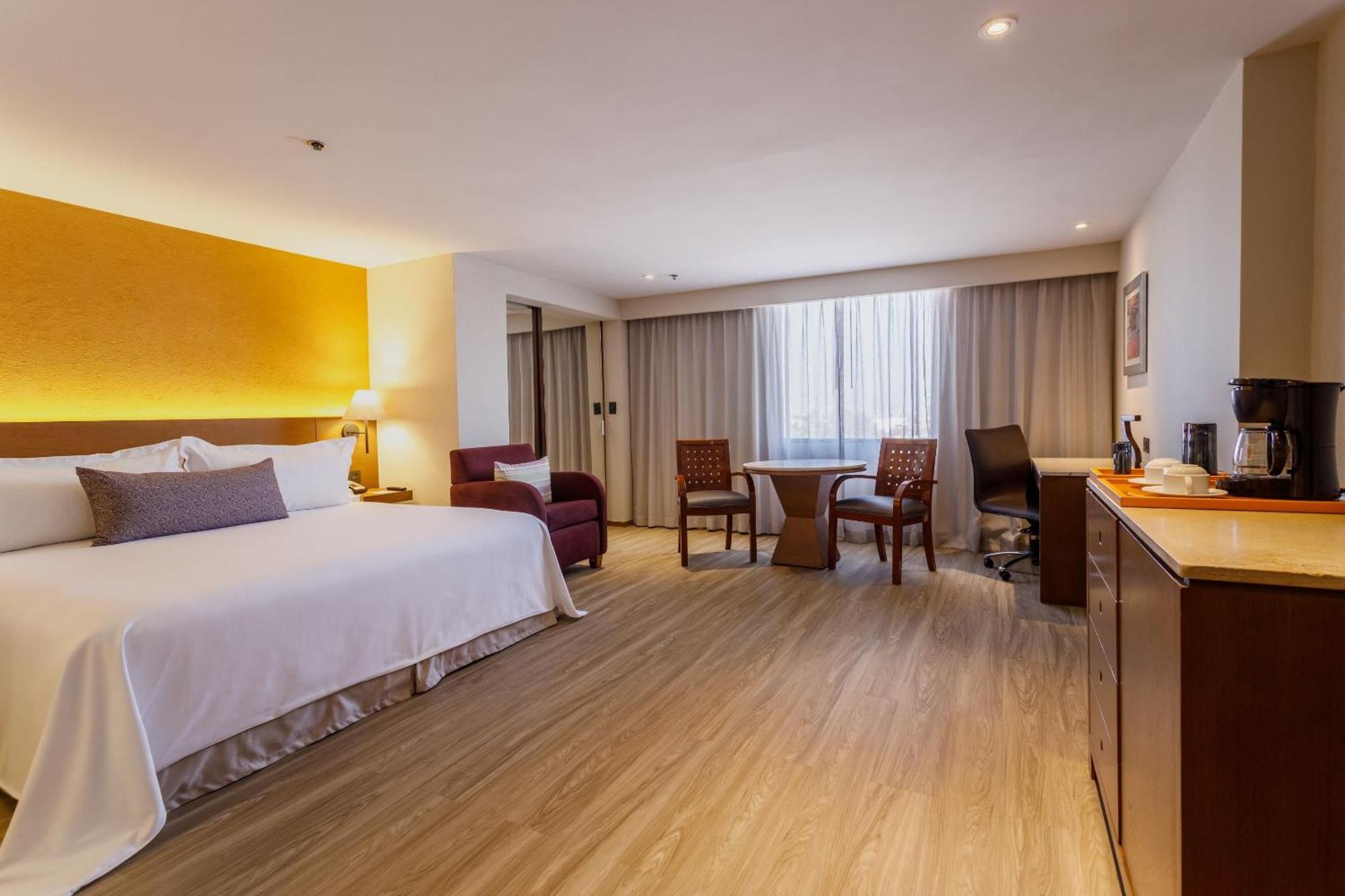 Junior Suite,1273540021:JPEG