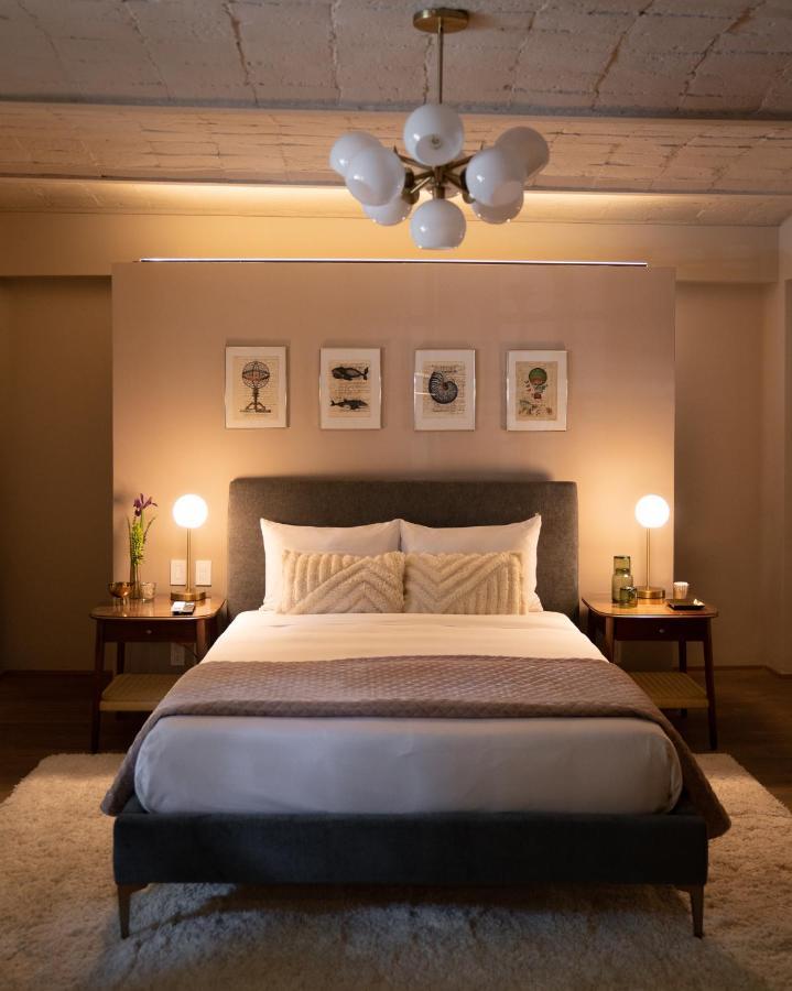 Double Room,1372828205:JPEG