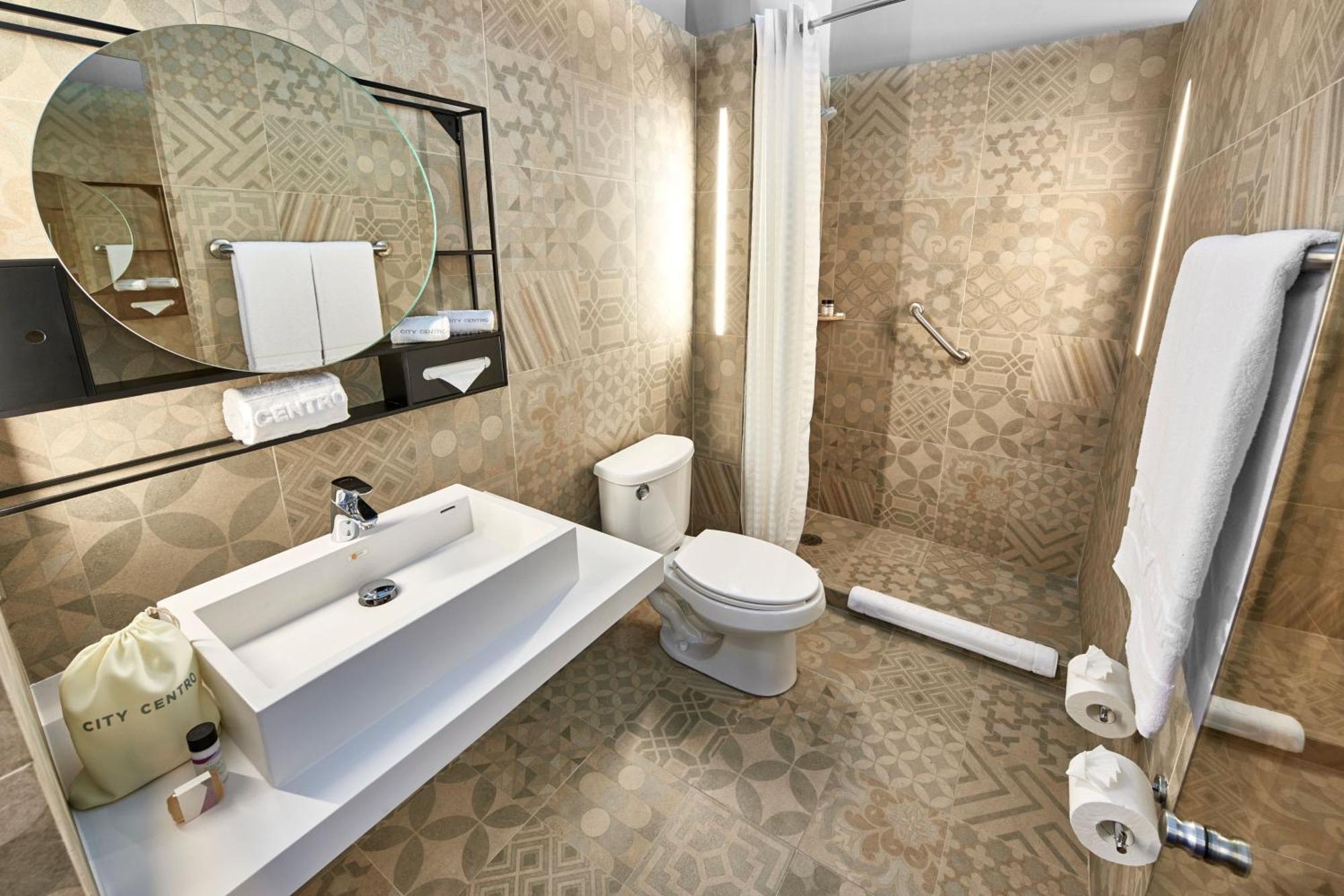 King Room,1586156447:JPEG