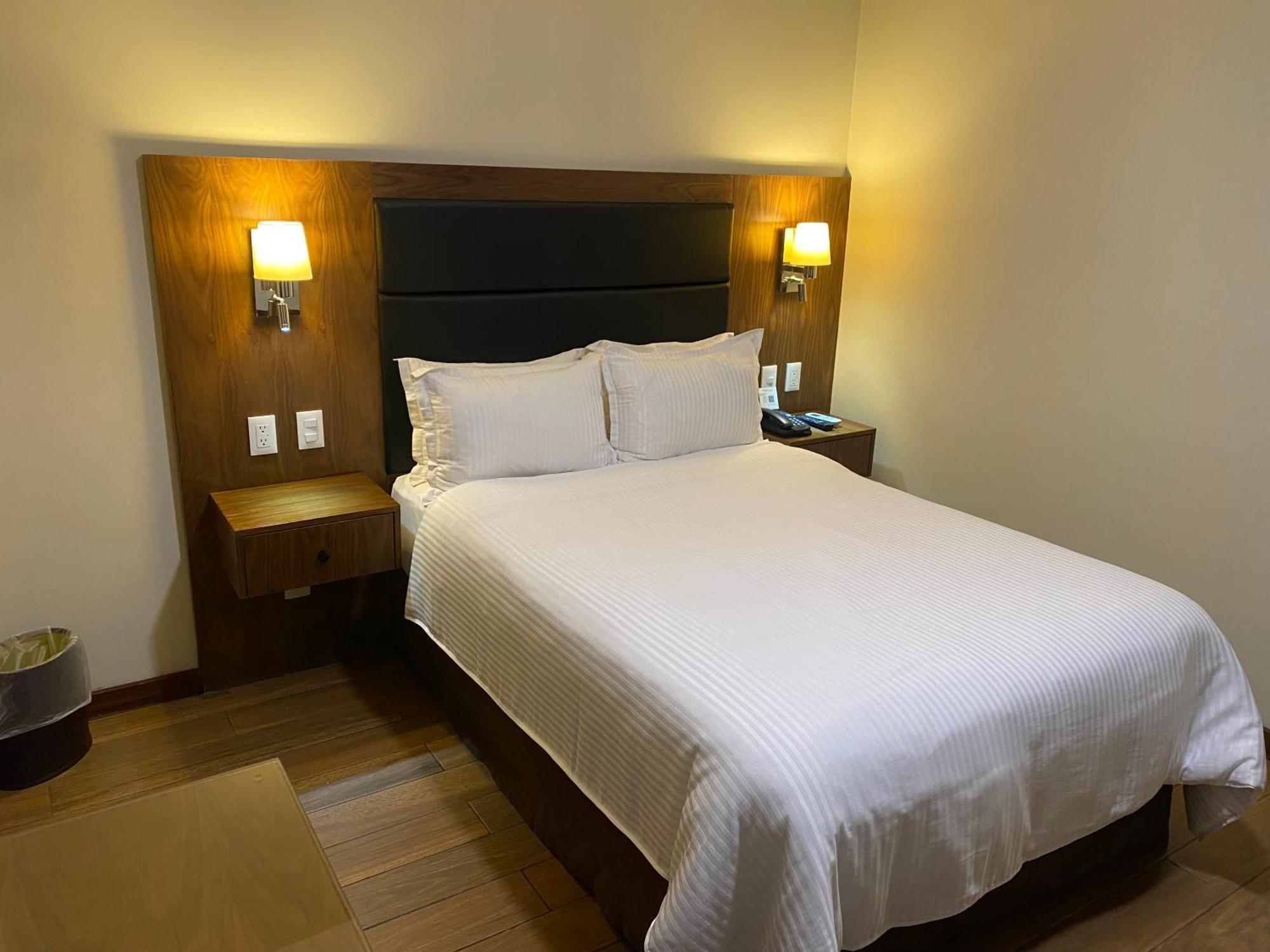 Standard Suite,1214899621:JPEG
