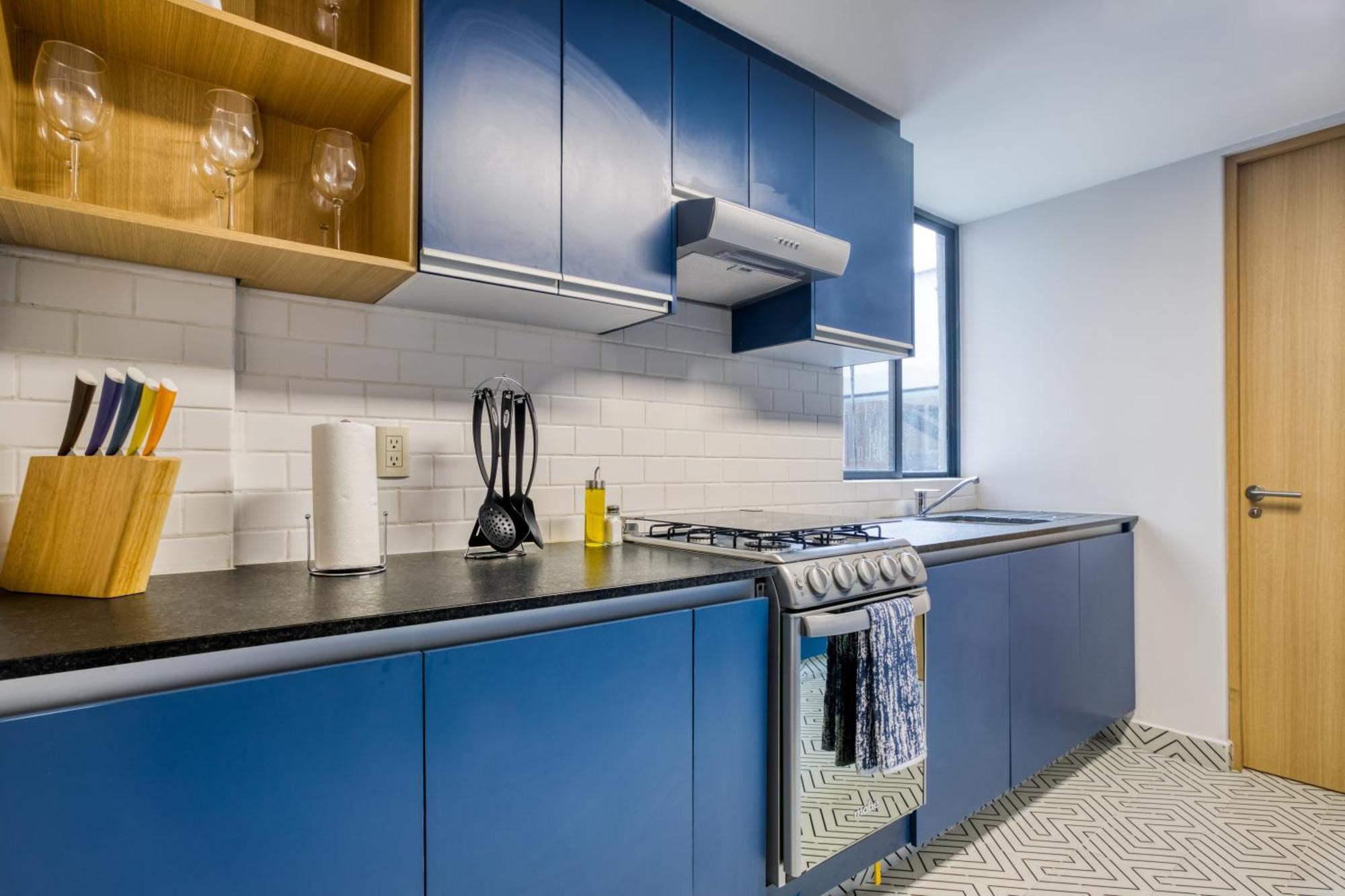 Stylish Three-Bedroom Apartment,1576985744:JPEG