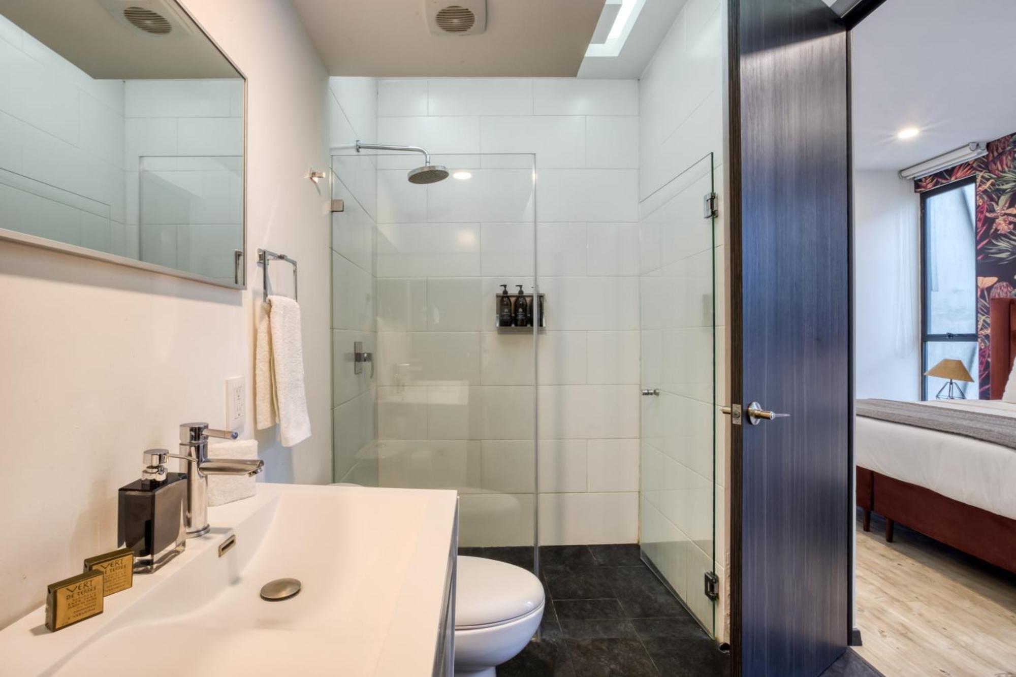 Penthouse Apartment,1578814391:JPEG