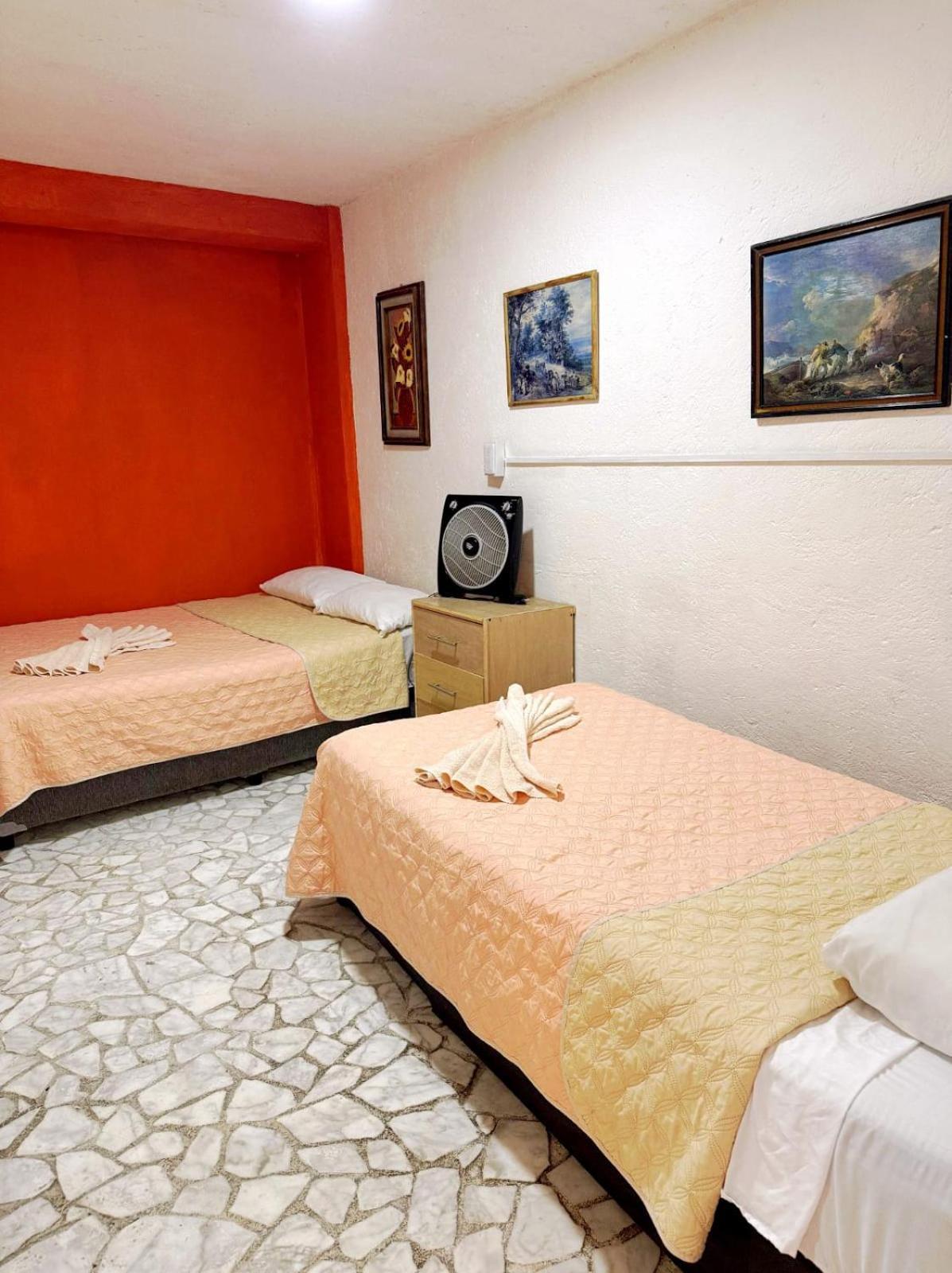 Triple Room,1697336318:JPEG