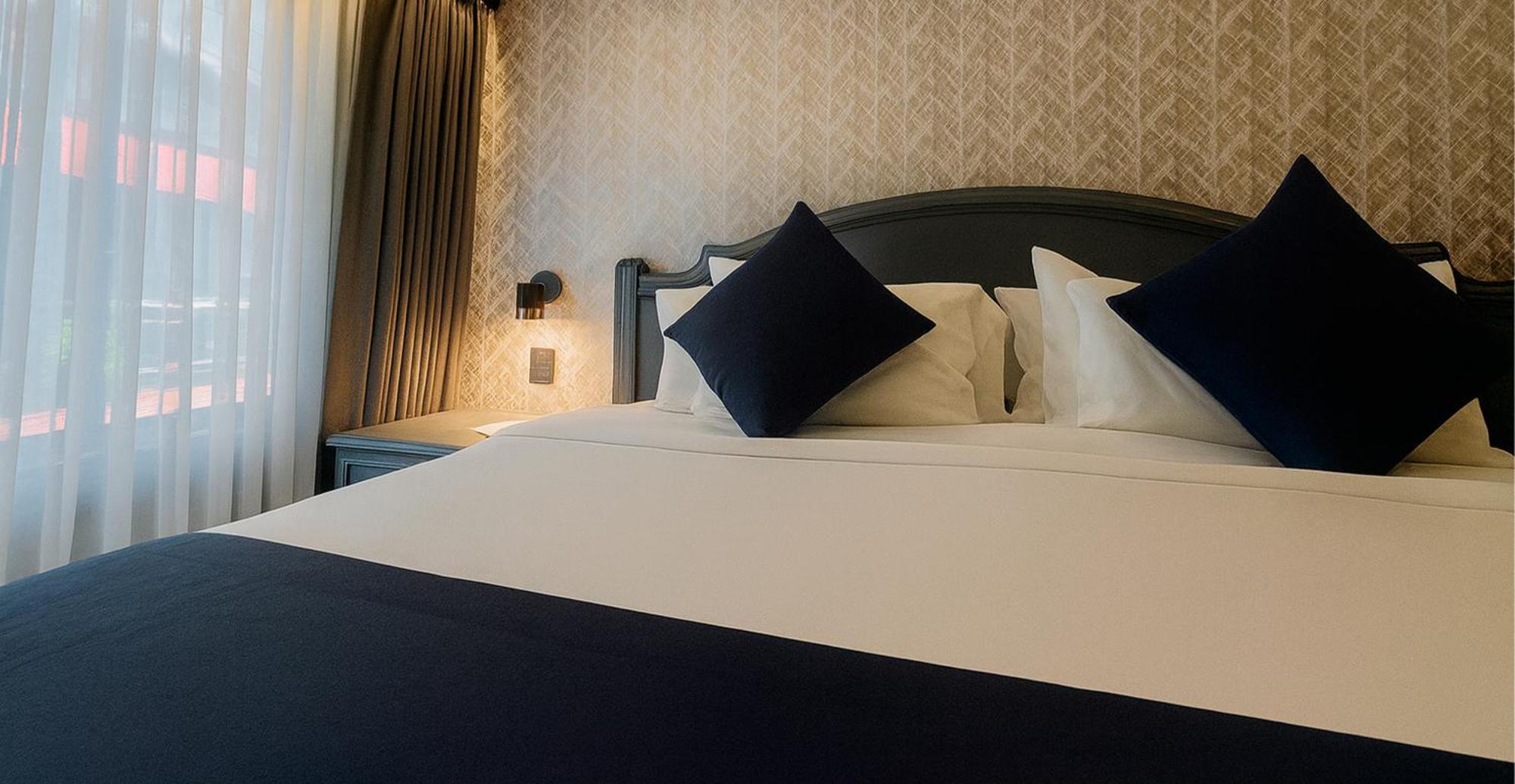Superior Double Room,1742642547:JPEG