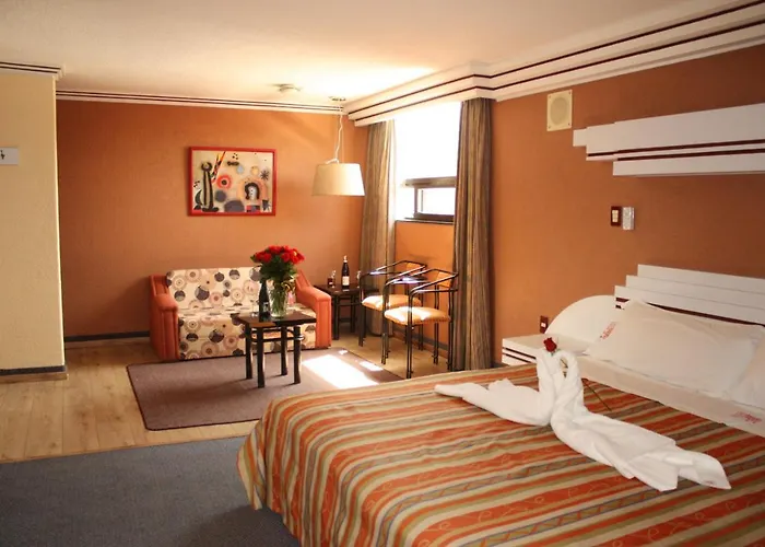 Hotel Gin