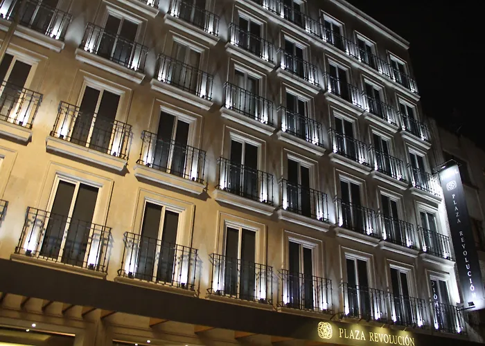 Hotel Plaza Revolución